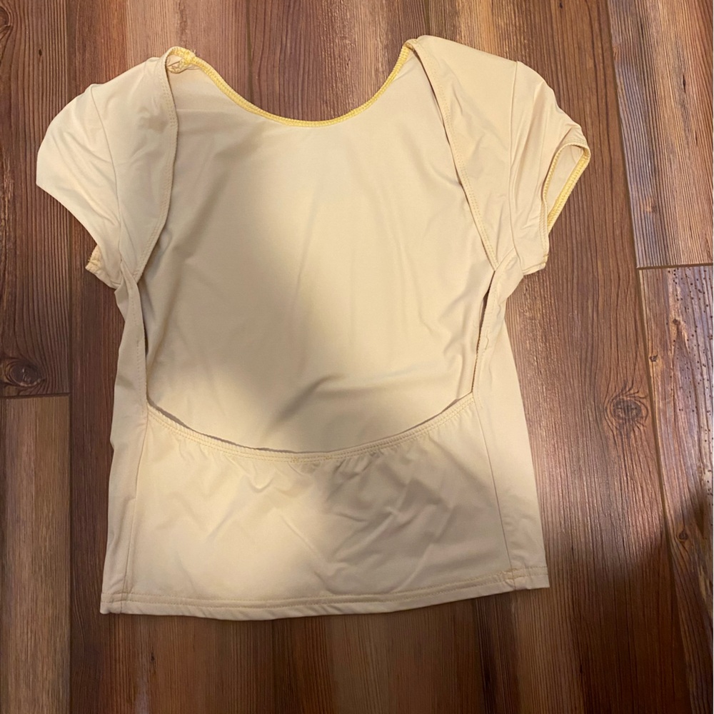 Edikted open back yellow top - Picture 4 of 5
